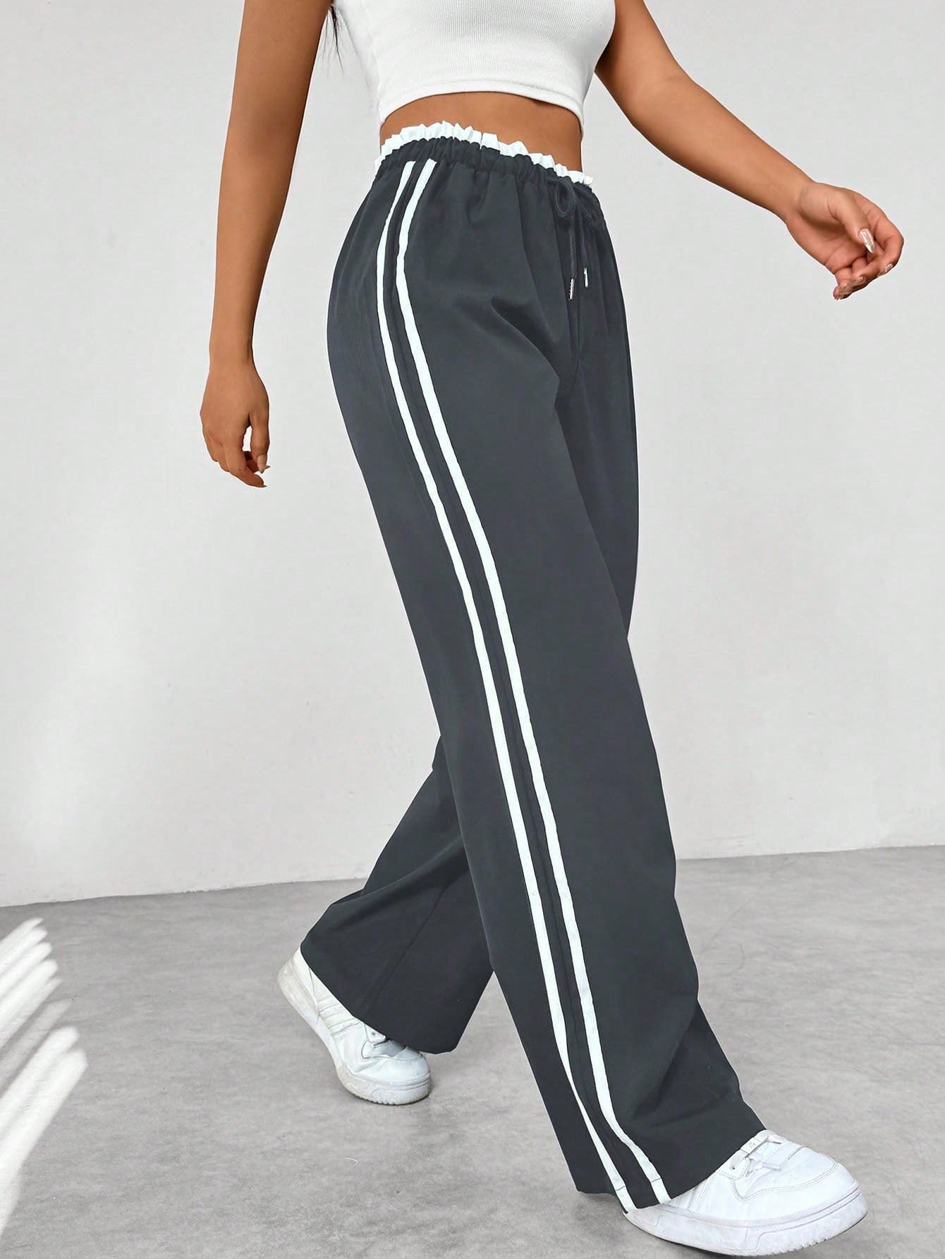 Trend Sportieve Wide-Leg Broek – Comfortabele Streetwear Broek met Strepen