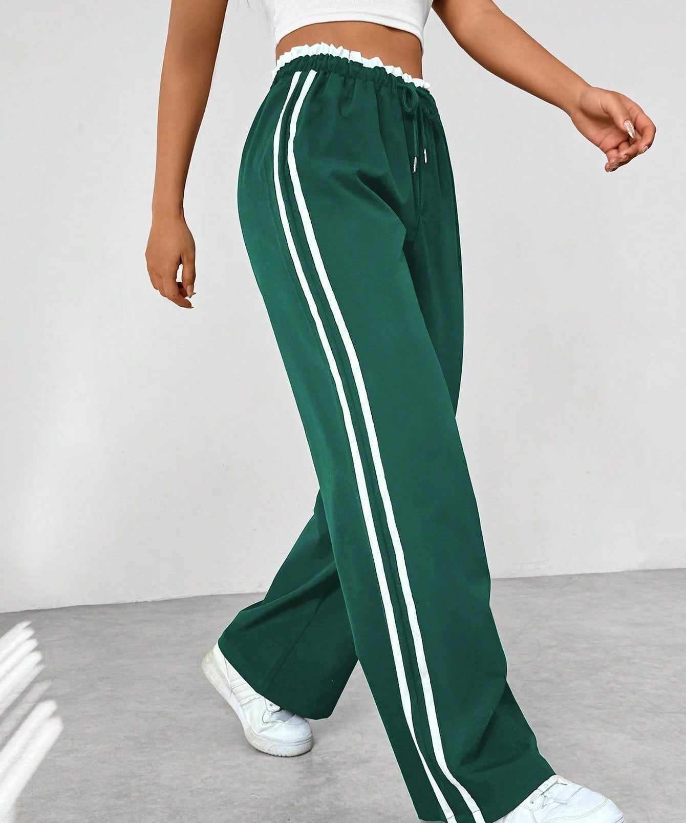 Trend Sportieve Wide-Leg Broek – Comfortabele Streetwear Broek met Strepen