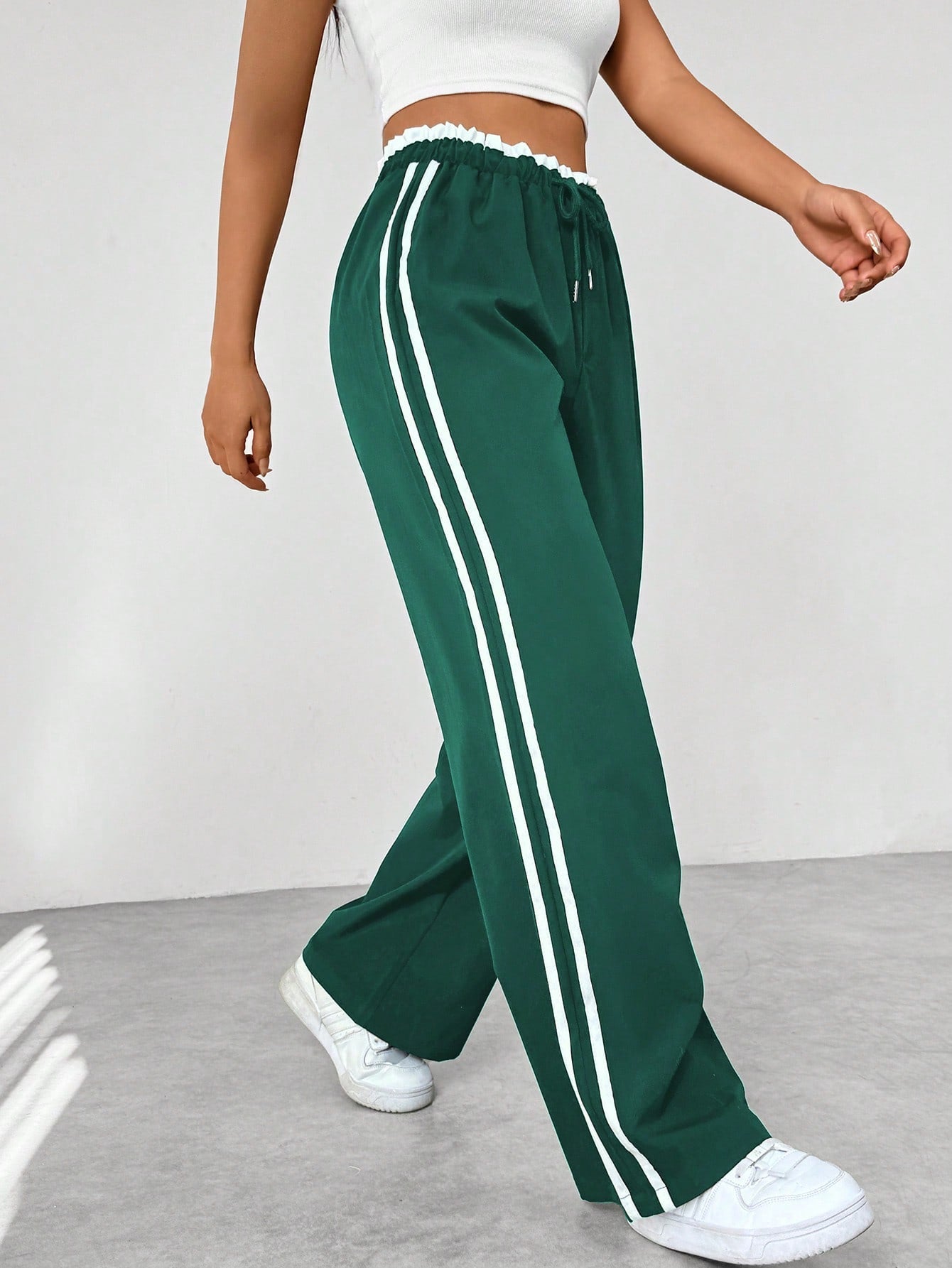 Trend Sportieve Wide-Leg Broek – Comfortabele Streetwear Broek met Strepen