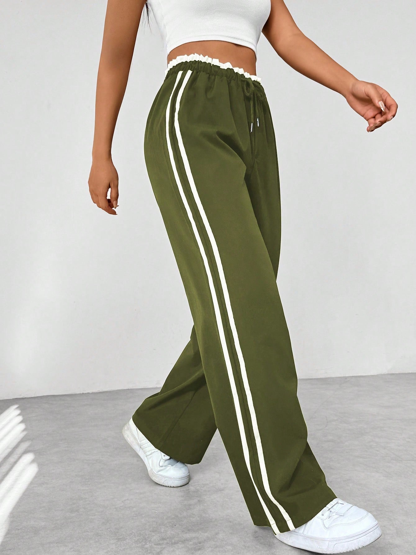 Trend Sportieve Wide-Leg Broek – Comfortabele Streetwear Broek met Strepen