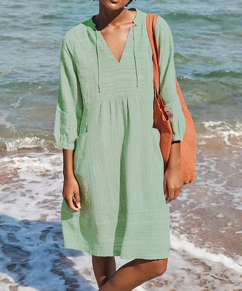 Luchtige Strandjurk – V-Hals, Comfortabele Pasvorm en Stijlvol Zomerdesign