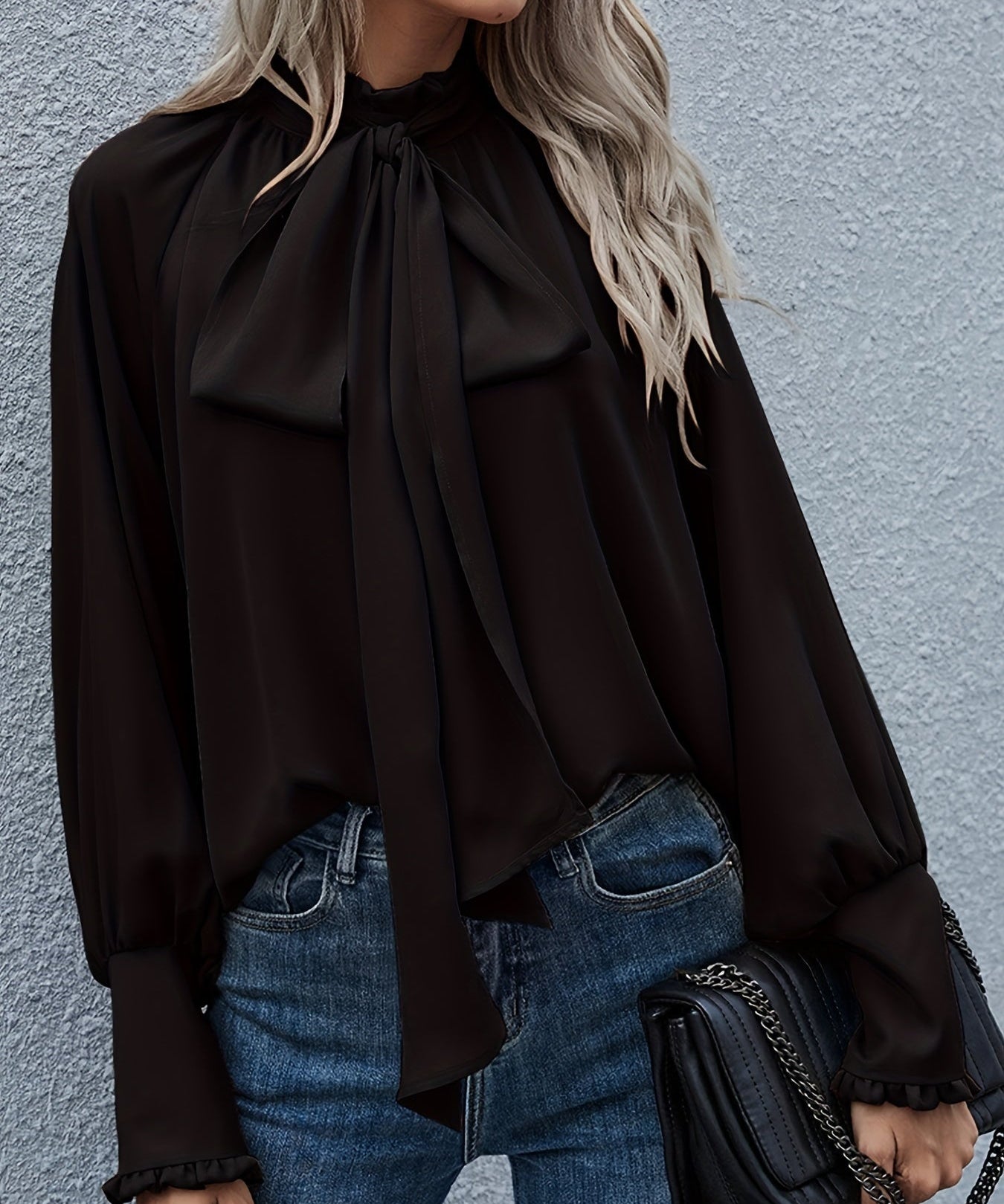 Elegante Damesblouse – Blouse met Strikdetail, Ruches en Soepele Pasvorm