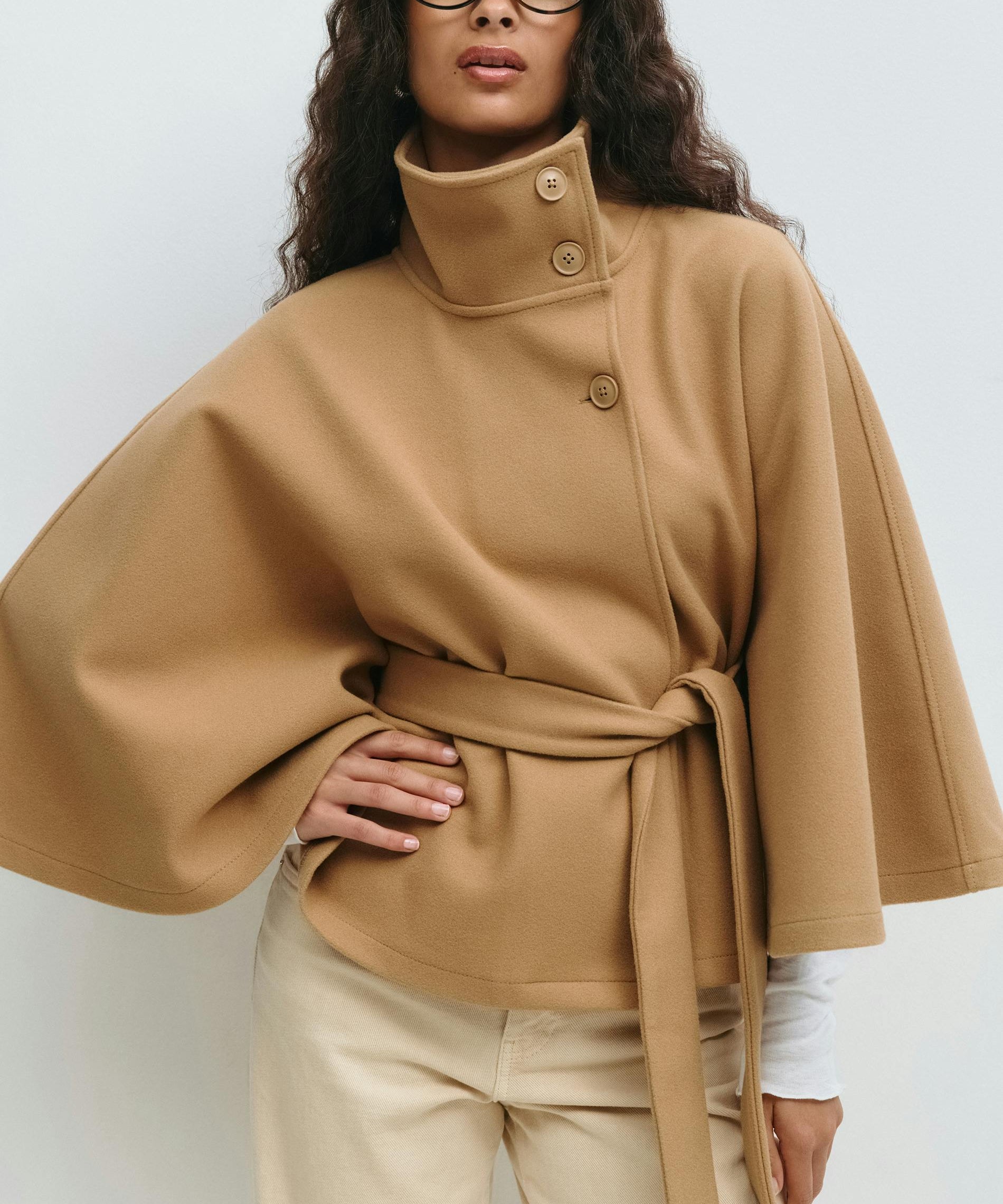 CLARA dames cape jas – elegante cape-mantel met ceintuur & hoge kraag