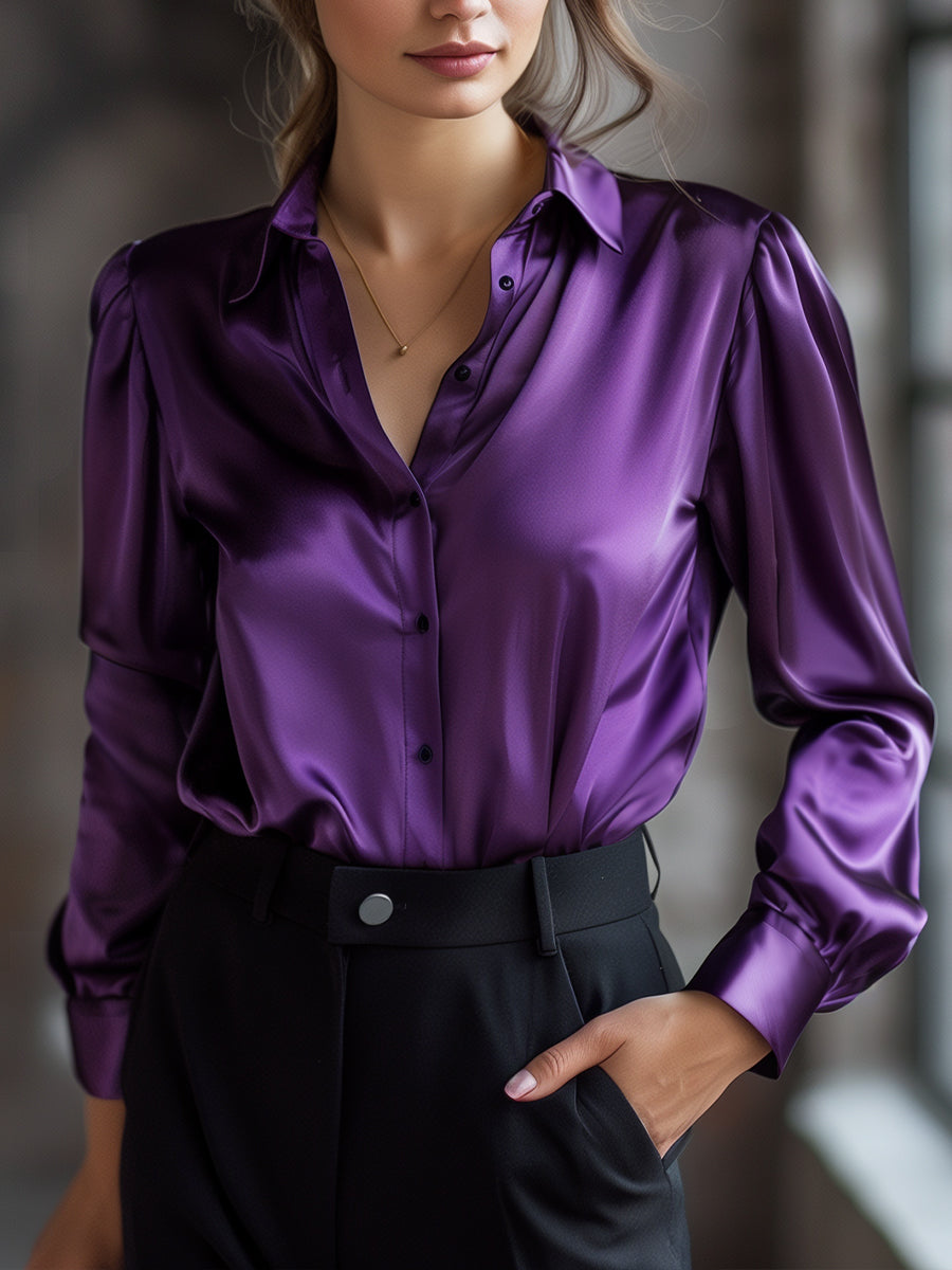 Zwarte satijnen dames blouse – elegante blouse met lange mouwen en luxueuze glans