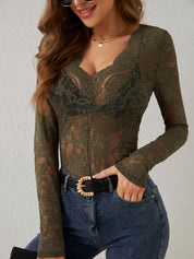 Petunia top dames – lange mouw V-hals top met elegante kanten details