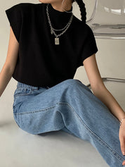 Mouwloze Dames Top met Hoge Kraag | Minimalistische All-Season Top