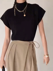 Mouwloze Dames Top met Hoge Kraag | Minimalistische All-Season Top