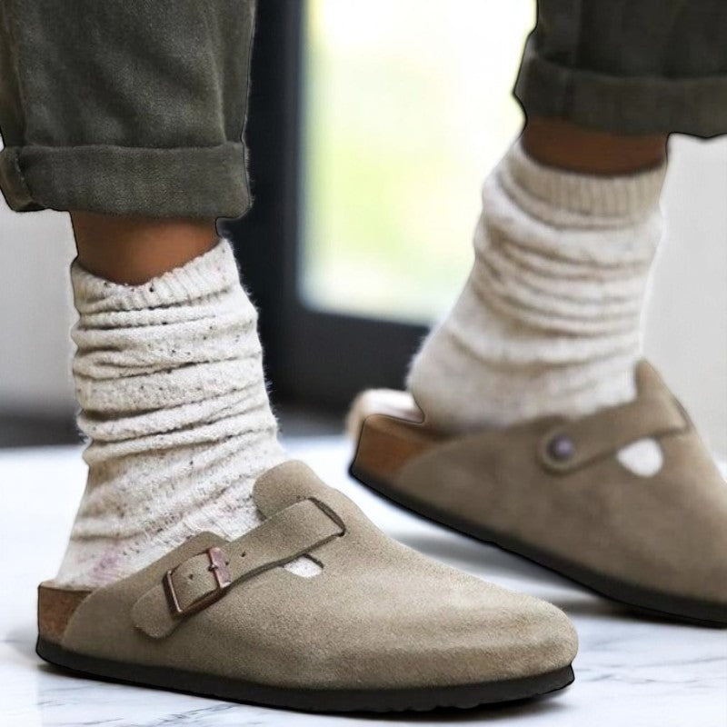 Gleame clogs unisex – leren sandalen met gesp in tijdloos design