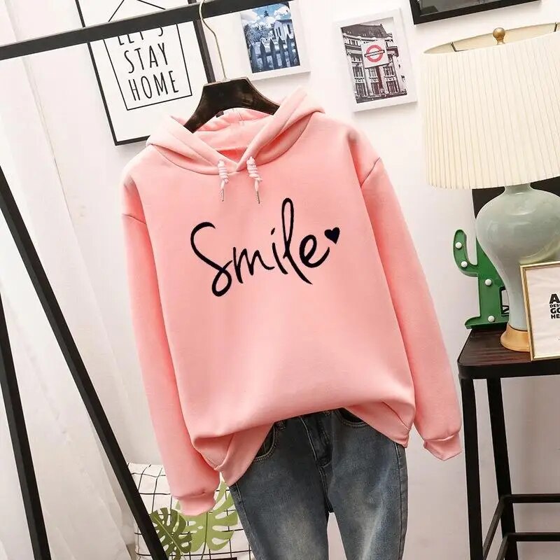 Ottelien hoodie dames – comfortabele graphic hoodie met “Smile” print