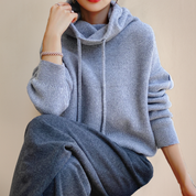 Oversized hoodie dames – comfortabele trui met funnel neck en trekkoord