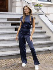 CATHARINA dames jumpsuit – satijnlook met open rug & wijde pijpen