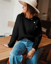 Damestrui Wolmix – Relaxte Pasvorm met Rufflekraag en Knoopdetails