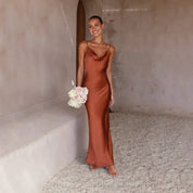 Elara satijnen maxi jurk dames – elegante avondjurk met lage rug & cowl hals