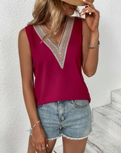 Adley top dames | Mouwloze V-hals top | Luchtige losse zomertop