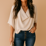 Loïs dames blouse | Luchtige chiffon blouse met vleermuismouwen | Elegante V-hals