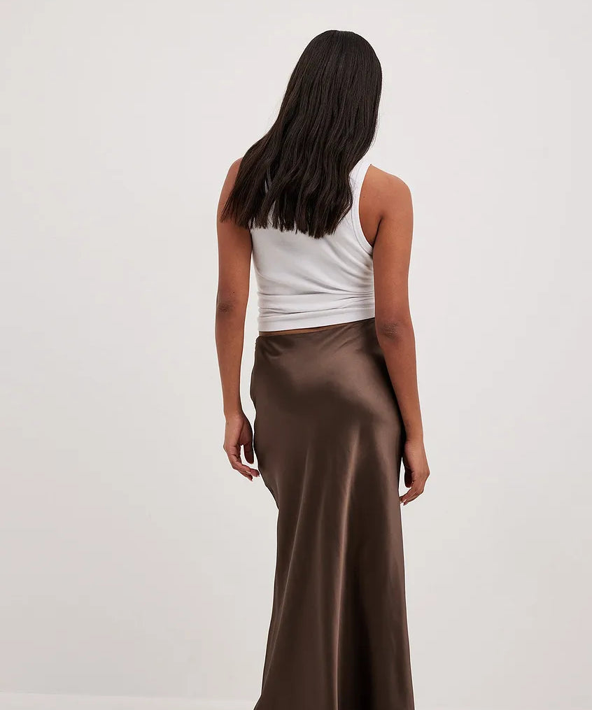 nakd_satin_midi_skirt_1594-000583-0017_wide_drop_shape_retro_sunglasses_1015-003537-0002_36859.webp