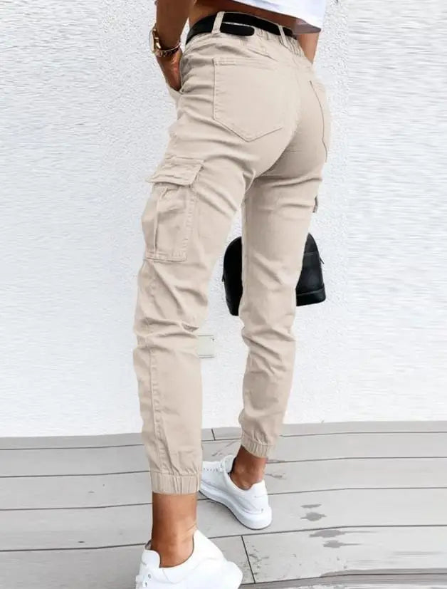 Sofie dames cargobroek – hoge taille broek met zijzakken en tapered fit
