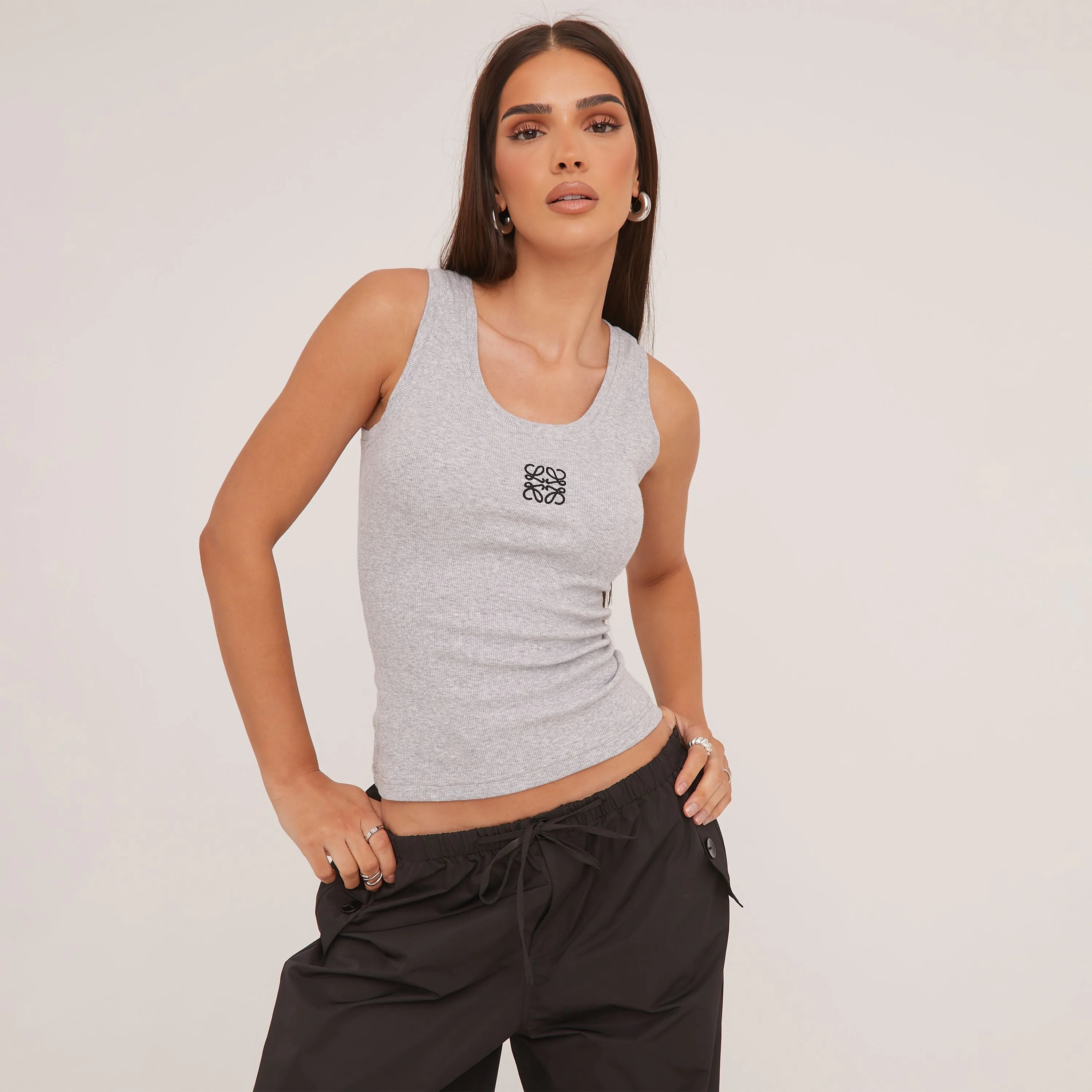 Tanktop Dames – Zijdezacht Katoen & Minimalistisch Design | Perfect voor de Zomer